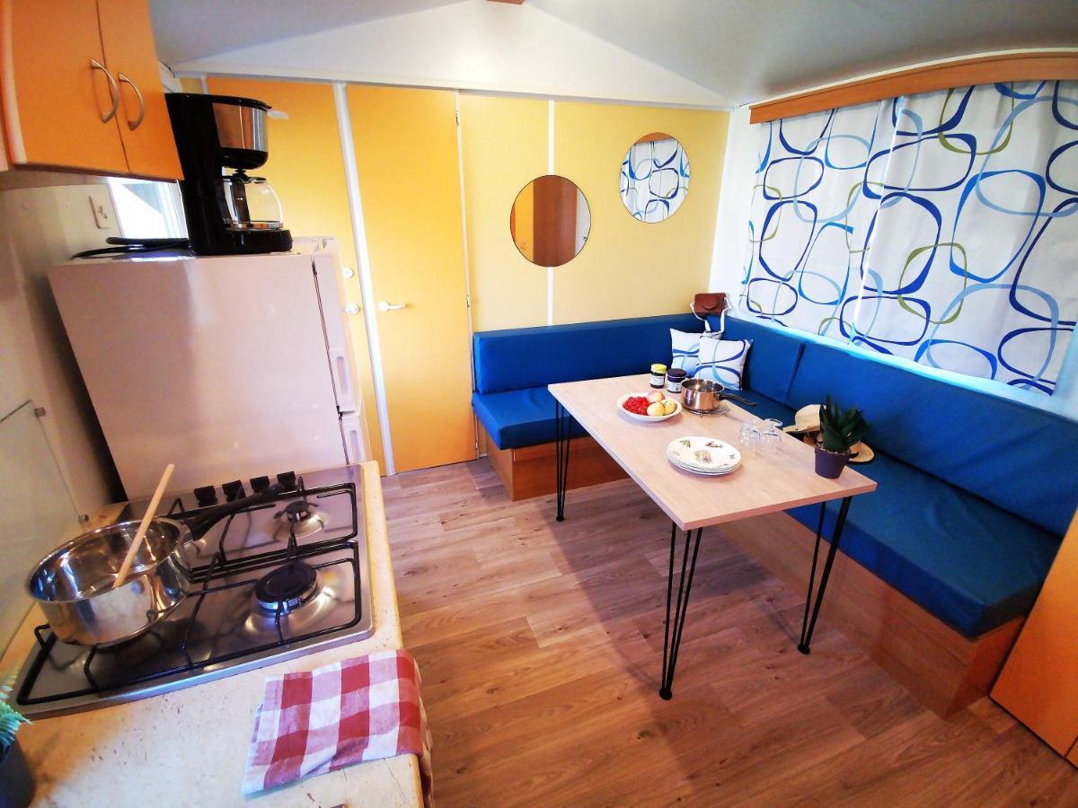 Camping Le Coin Charmant Chauzon Esterno foto