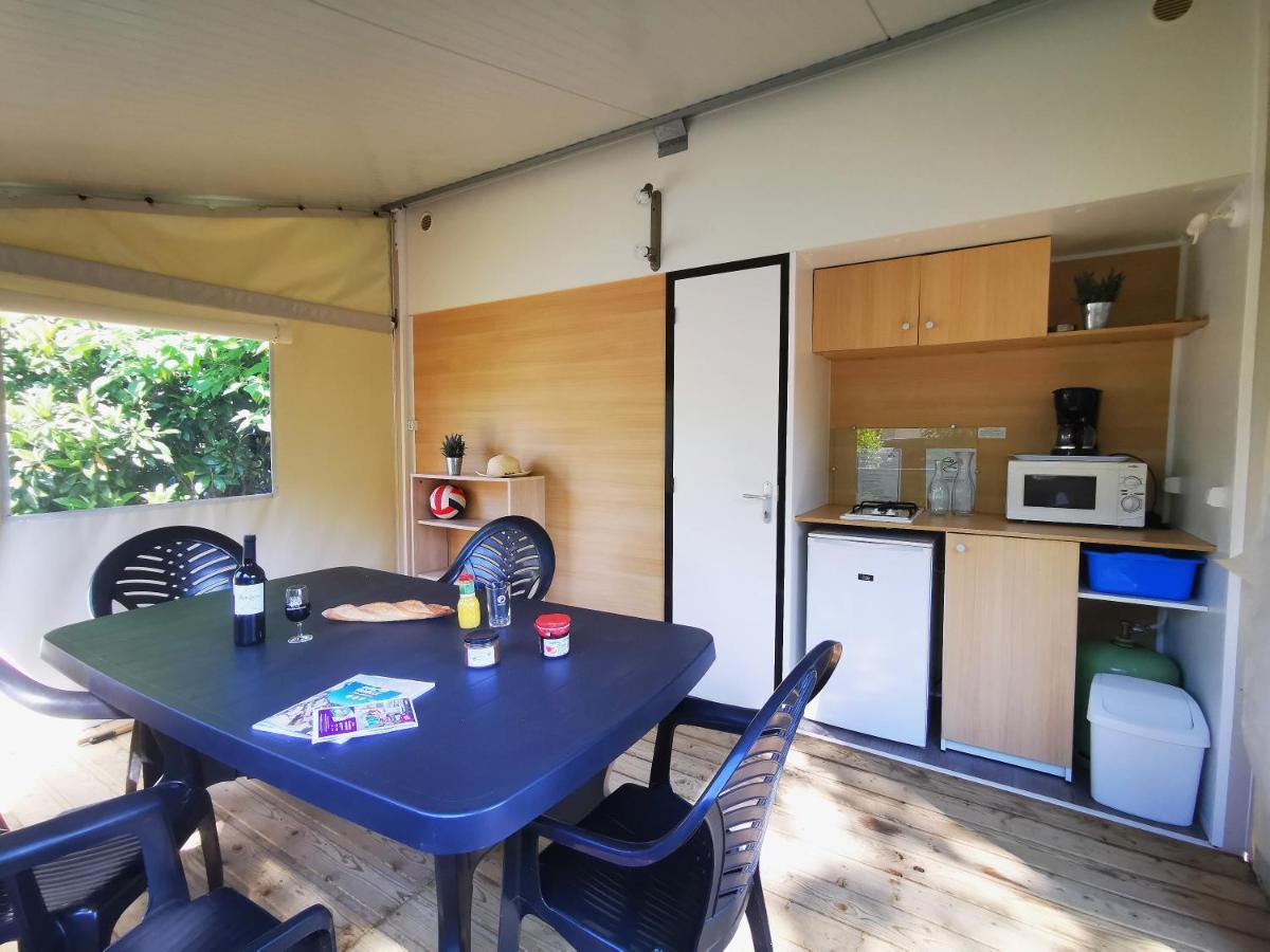 Camping Le Coin Charmant Chauzon Esterno foto