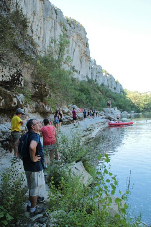 Camping Le Coin Charmant Chauzon Esterno foto