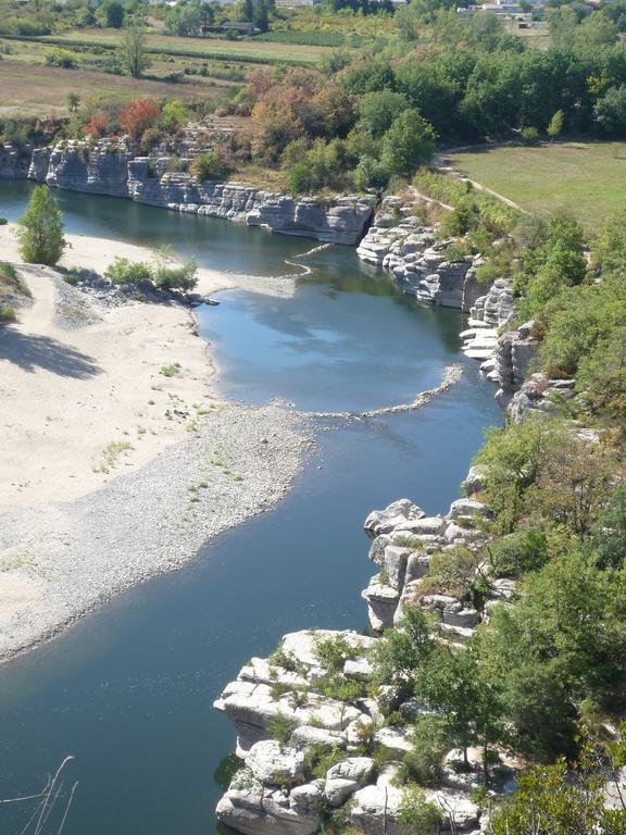 Camping Le Coin Charmant Chauzon Esterno foto