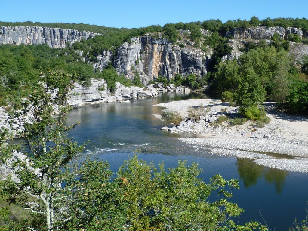 Camping Le Coin Charmant Chauzon Esterno foto