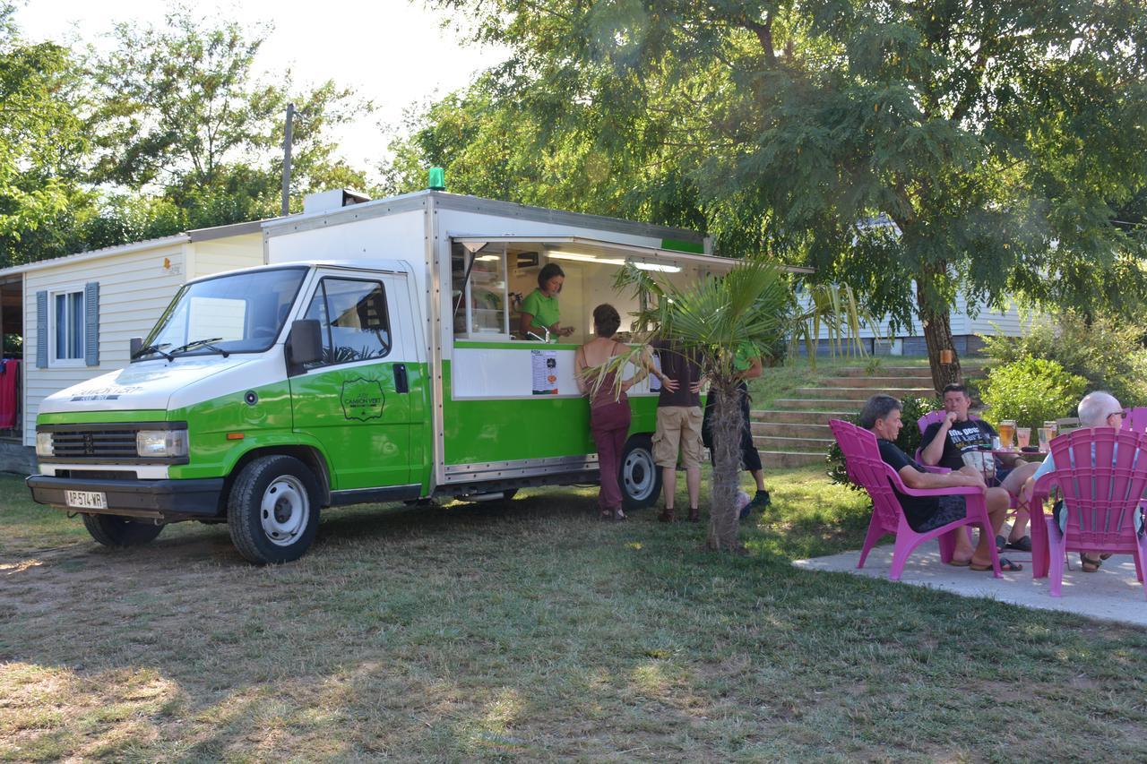Camping Le Coin Charmant Chauzon Esterno foto
